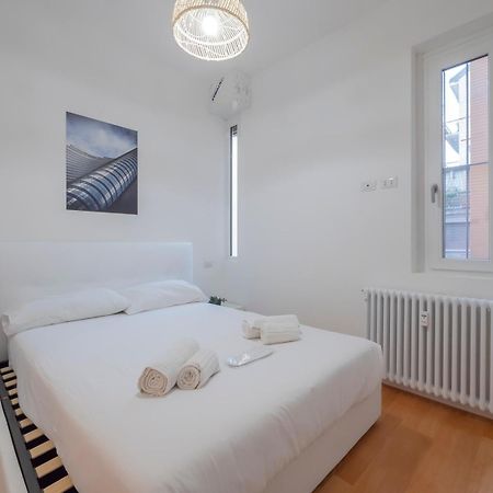 I Host Apartment - Gressoney 3 Милано Екстериор снимка