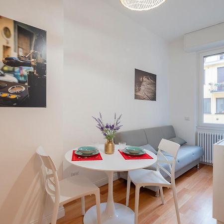 I Host Apartment - Gressoney 3 Милано Екстериор снимка
